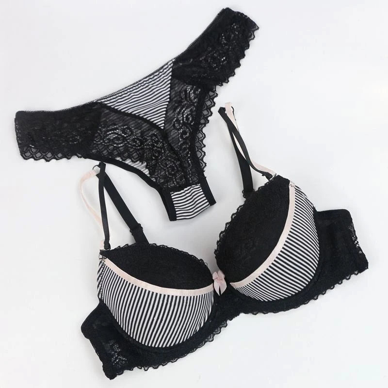 Spets-BH-set med push-up för plus size | Ebba