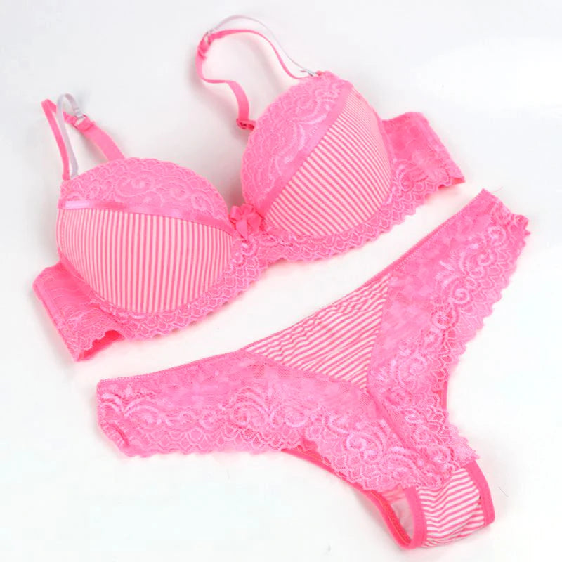 Spets-BH-set med push-up för plus size | Ebba