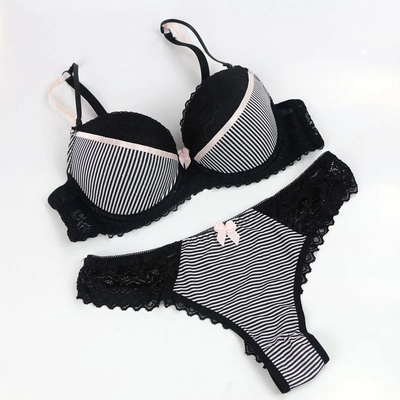 Spets-BH-set med push-up för plus size | Ebba