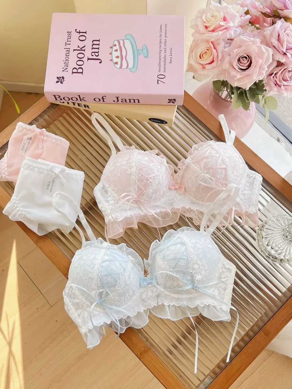 Romantisk spets‑BH med push‑up | Alva