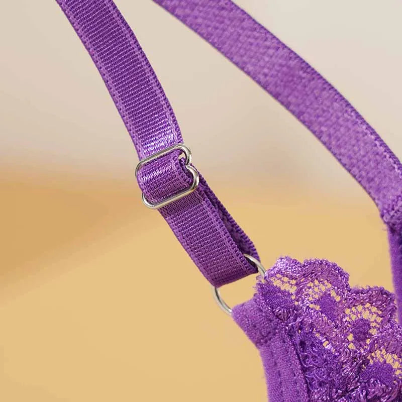 Sexig G-string i transparent spets | Saga