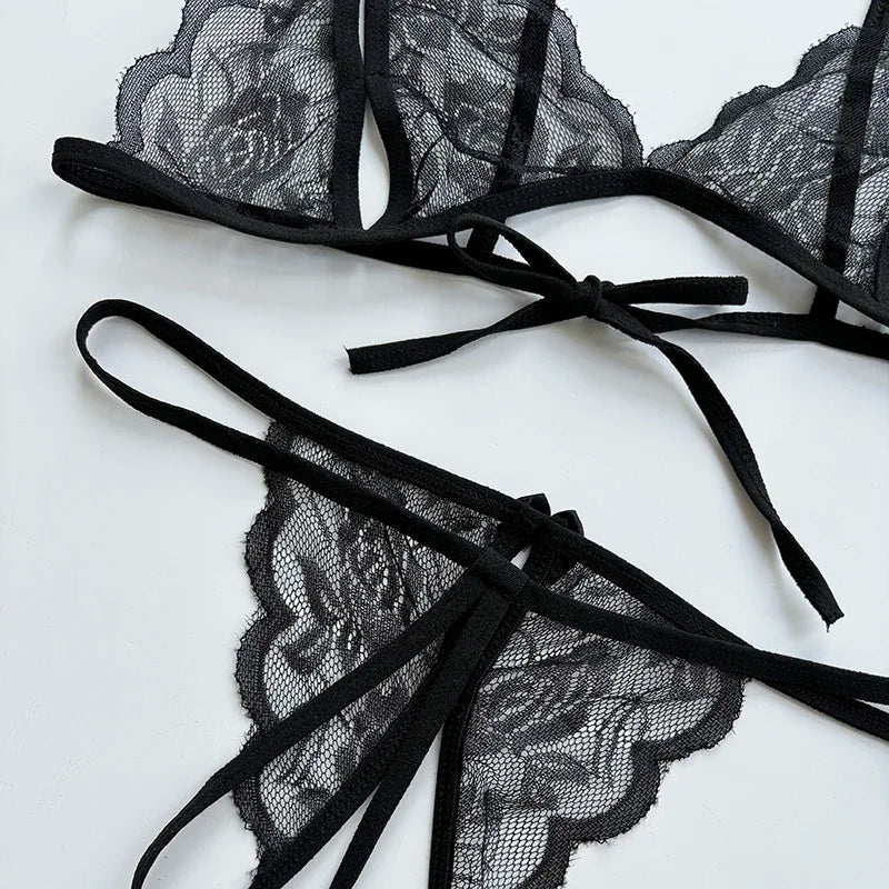 Förföriskt lingerie‑set med öppen gren | Ylva