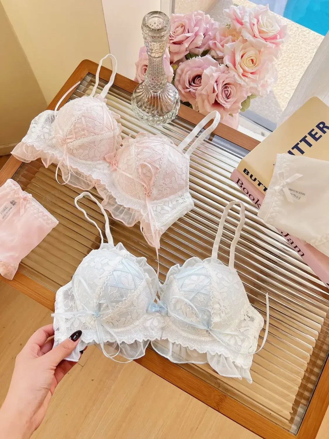 Romantisk spets‑BH med push‑up | Alva