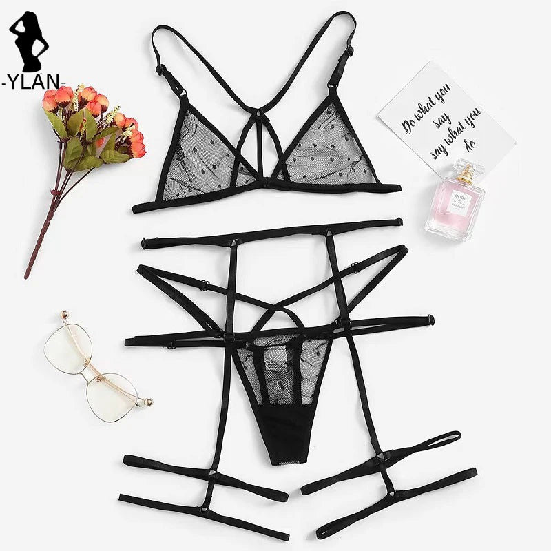 Förföriskt lingerie‑set med polka dots | Tove