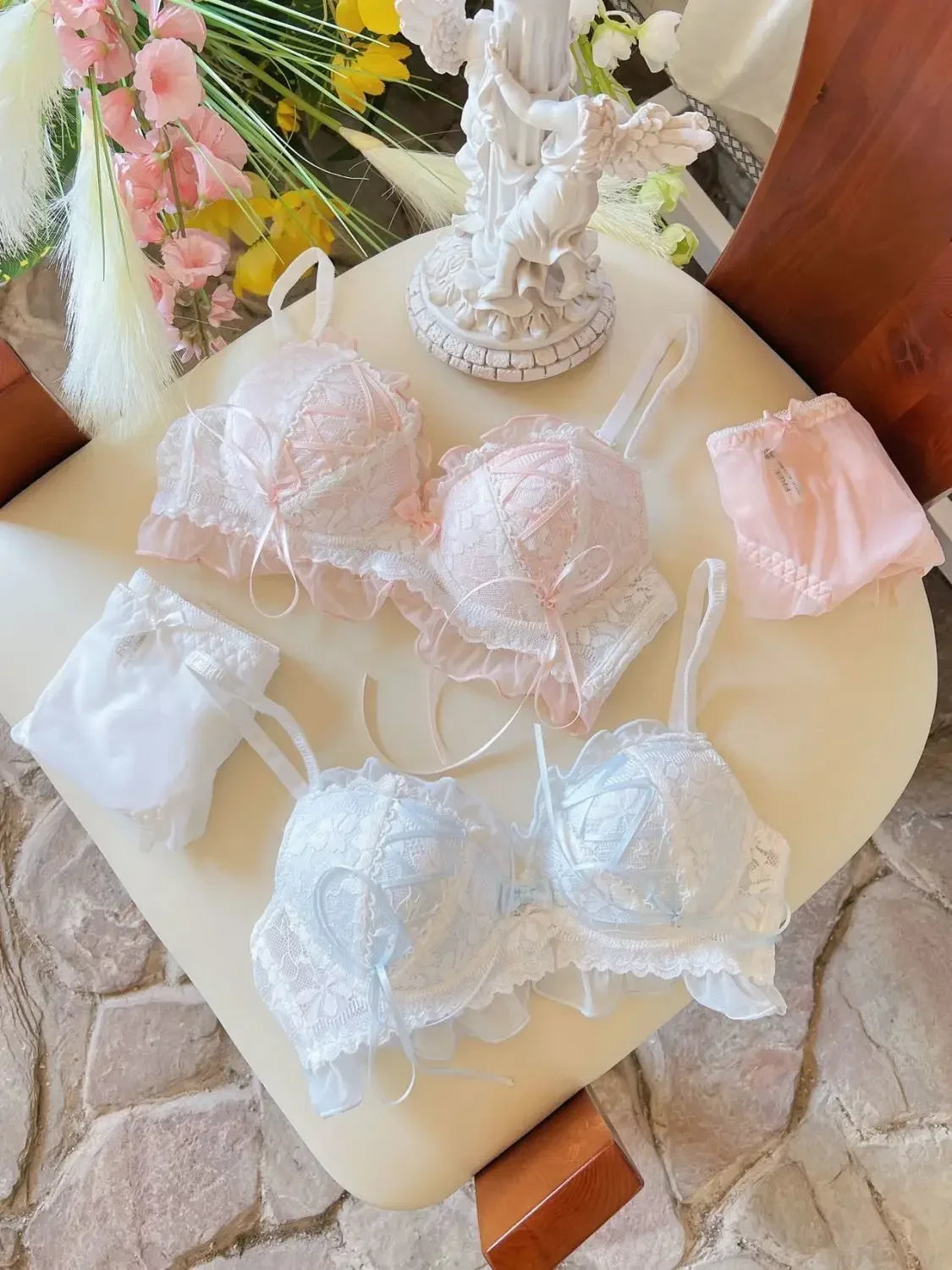 Romantisk spets‑BH med push‑up | Alva